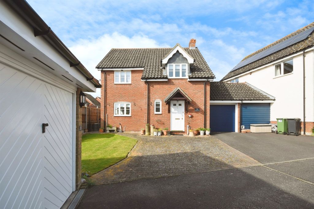 Property photo 1 of 19