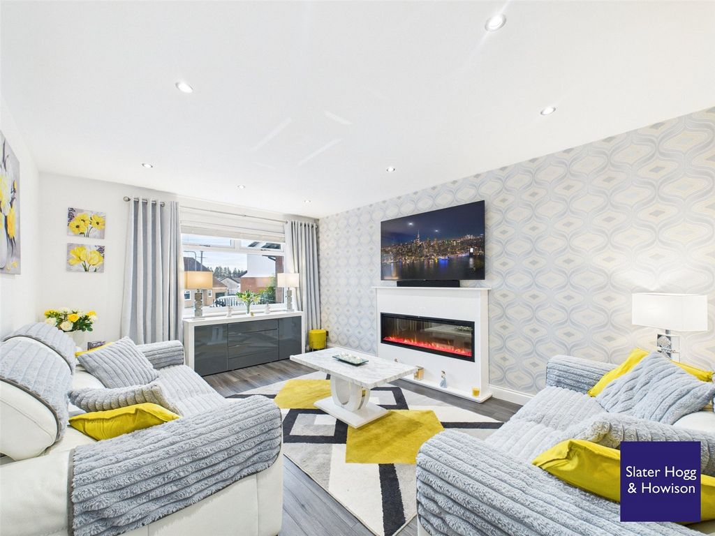 Property photo 2 of 23 Picture No. 34