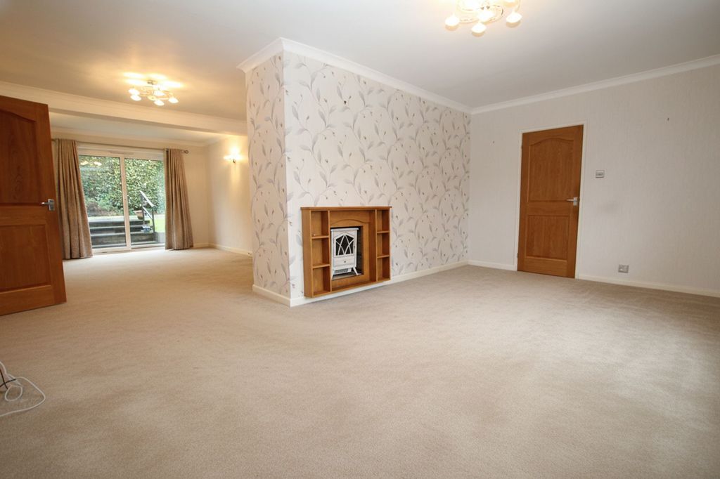 Property photo 2 of 34