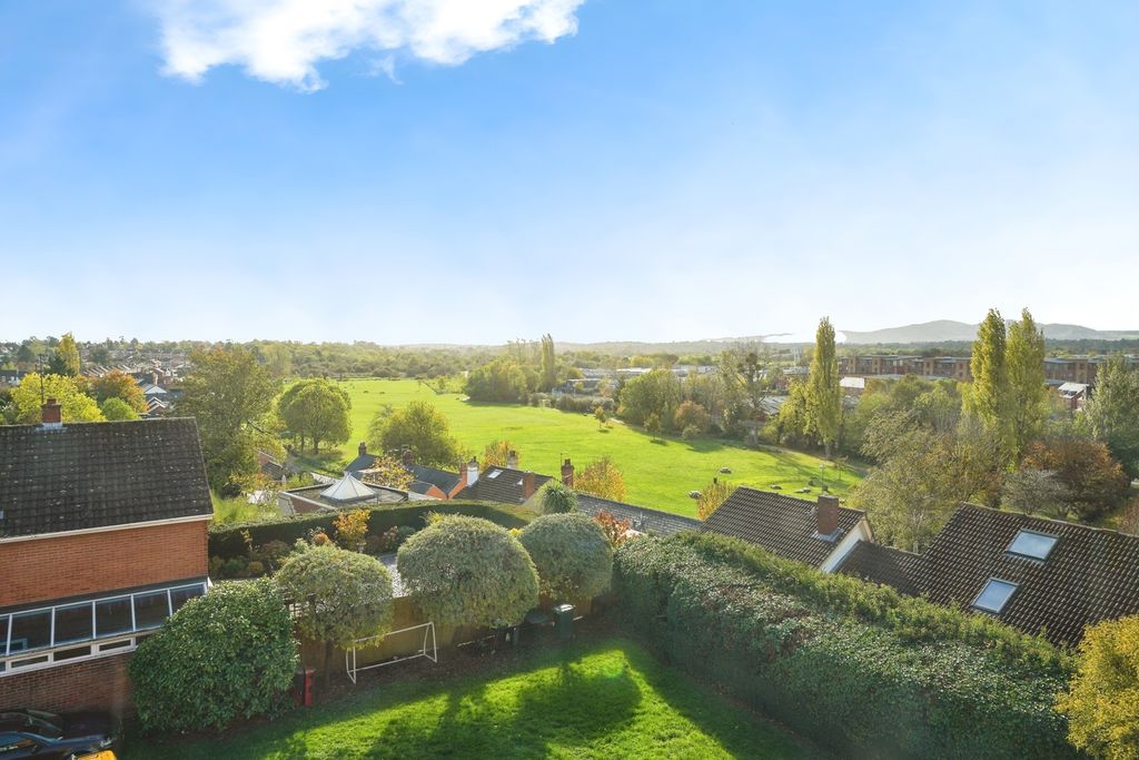 Property photo 2 of 17 View