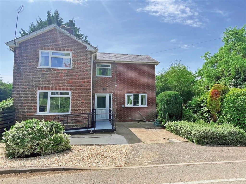 Property photo 1 of 11
