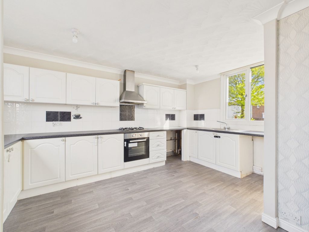 Property photo 3 of 13 4504284