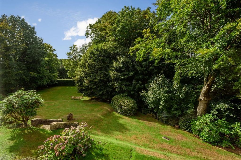 Property photo 3 of 15 Communal Grounds