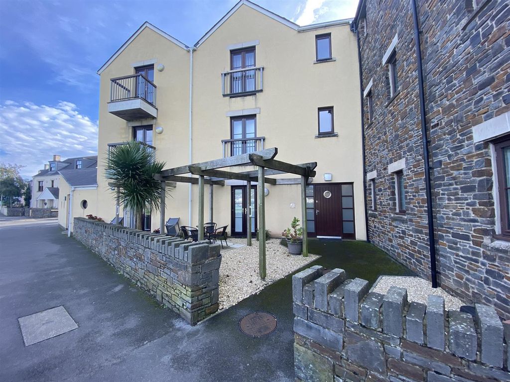 1 bed flat for sale Burry Port