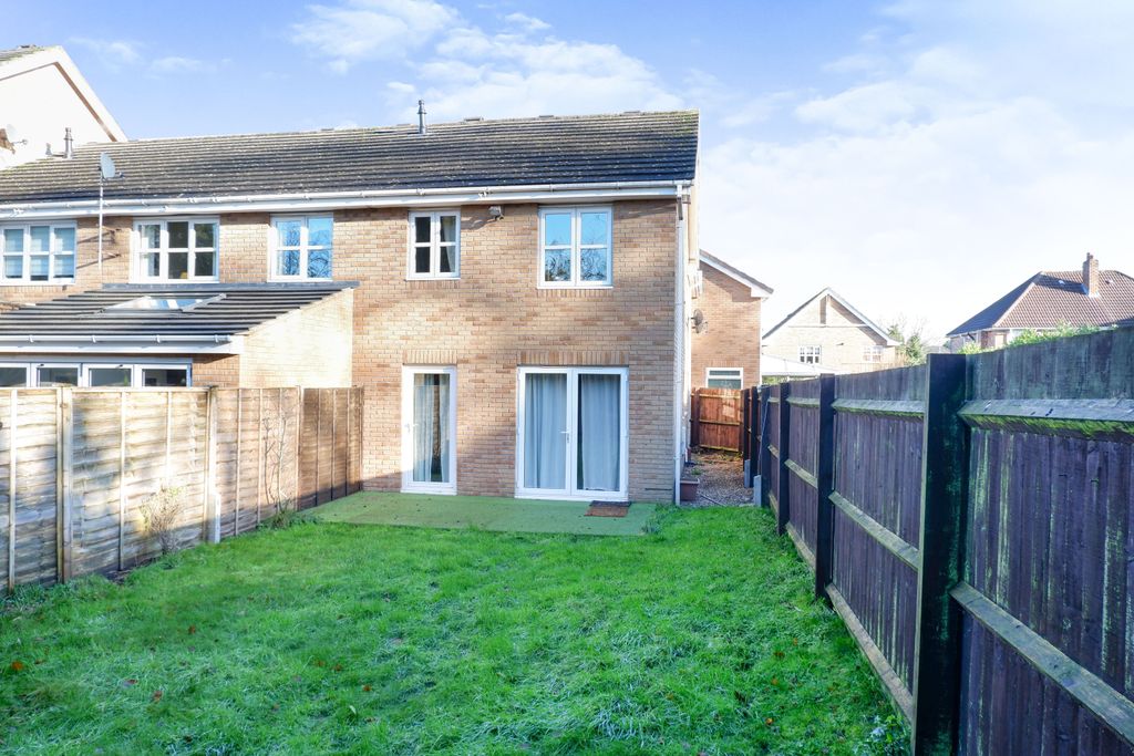 Property photo 3 of 17