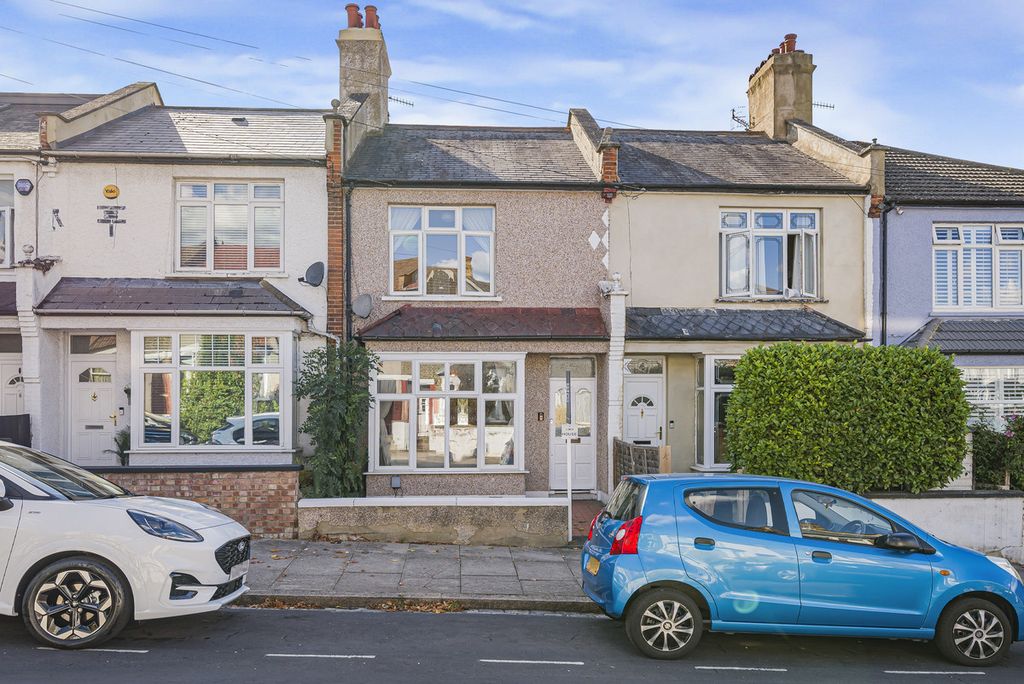 Property photo 1 of 17
