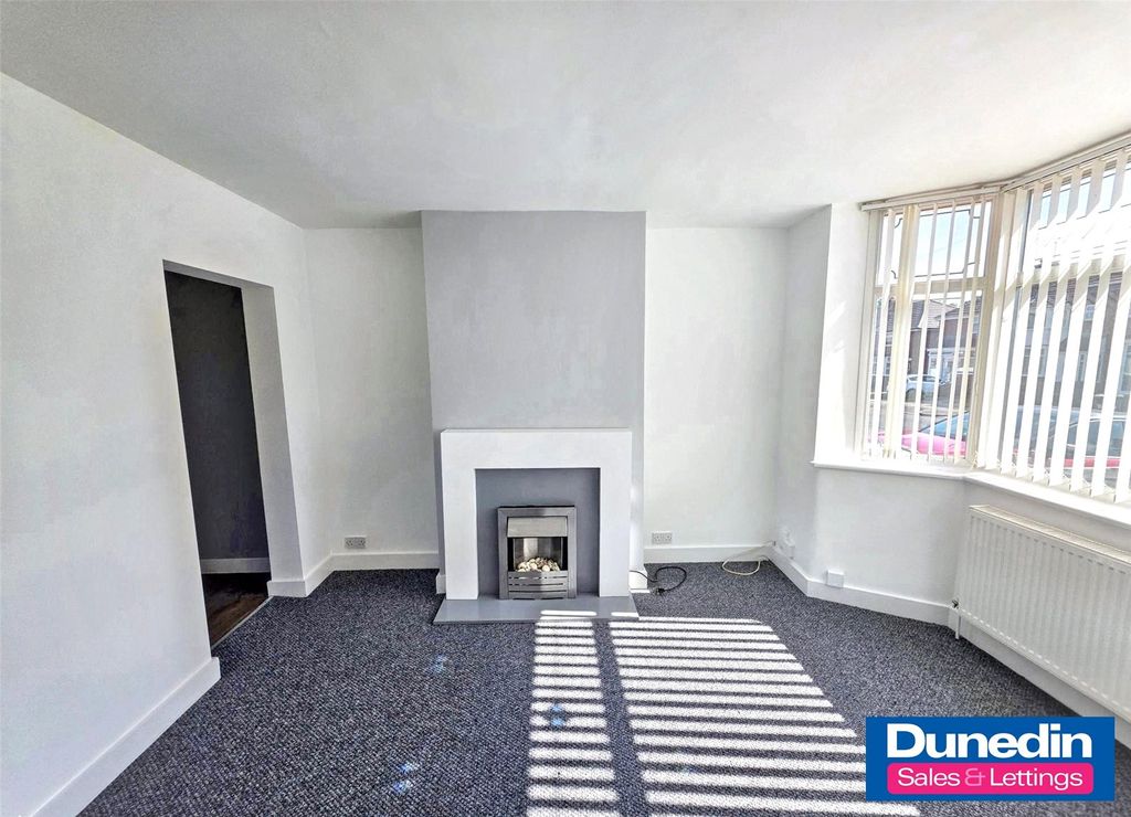 Property photo 3 of 10 Picture No. 04
