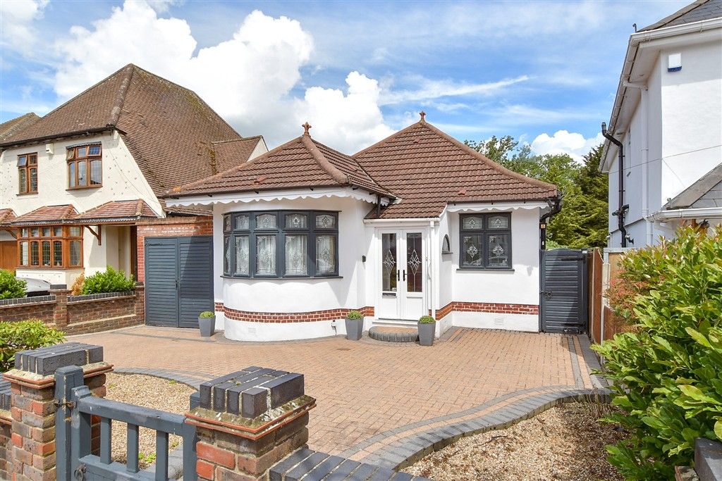 Property photo 1 of 17 External (Web) *