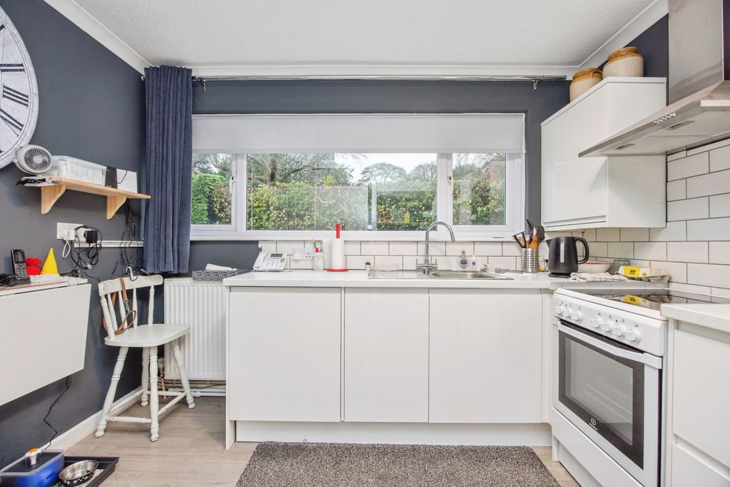 Property photo 2 of 17 Photo