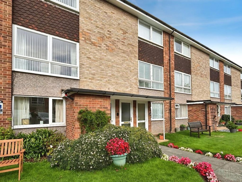 Property photo 1 of 17 c9B16B5A-0964d8B7-5d50-432c-8Afd-5017118Fe28A.Jpeg