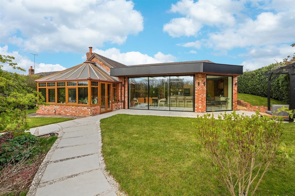 Property photo 2 of 40 39_A7403228.Jpg