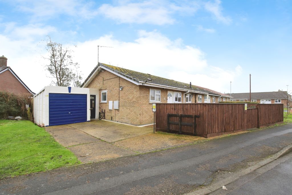 Property photo 1 of 17
