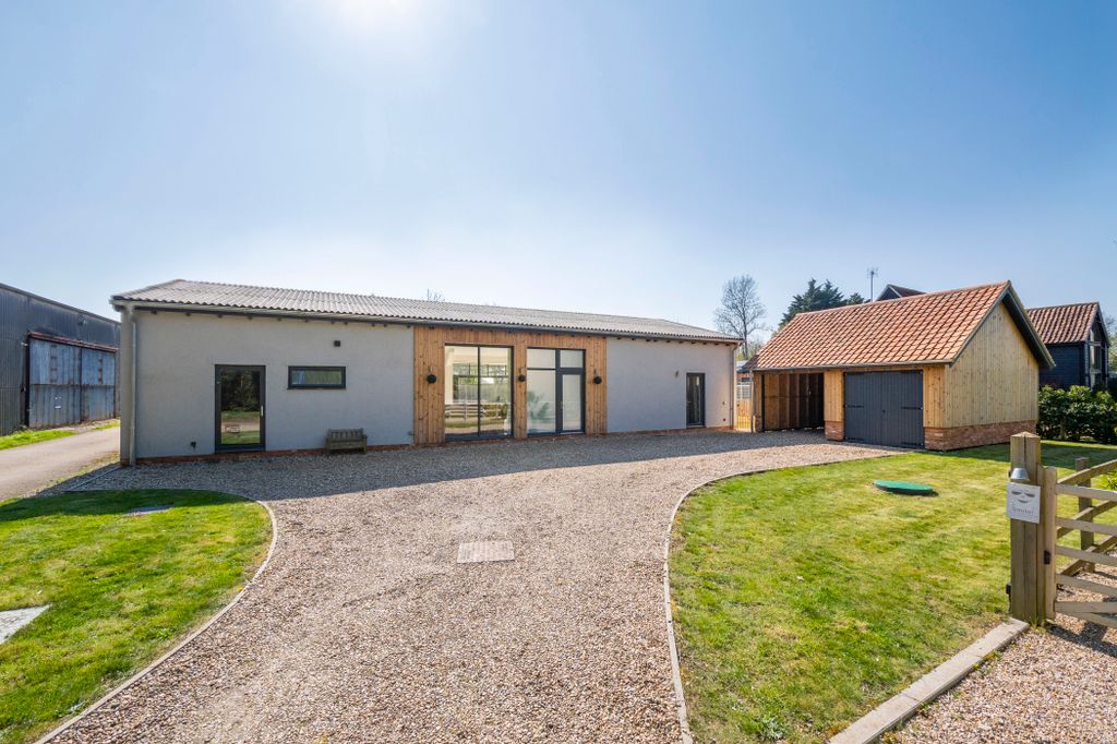 Property photo 1 of 19 _1104050