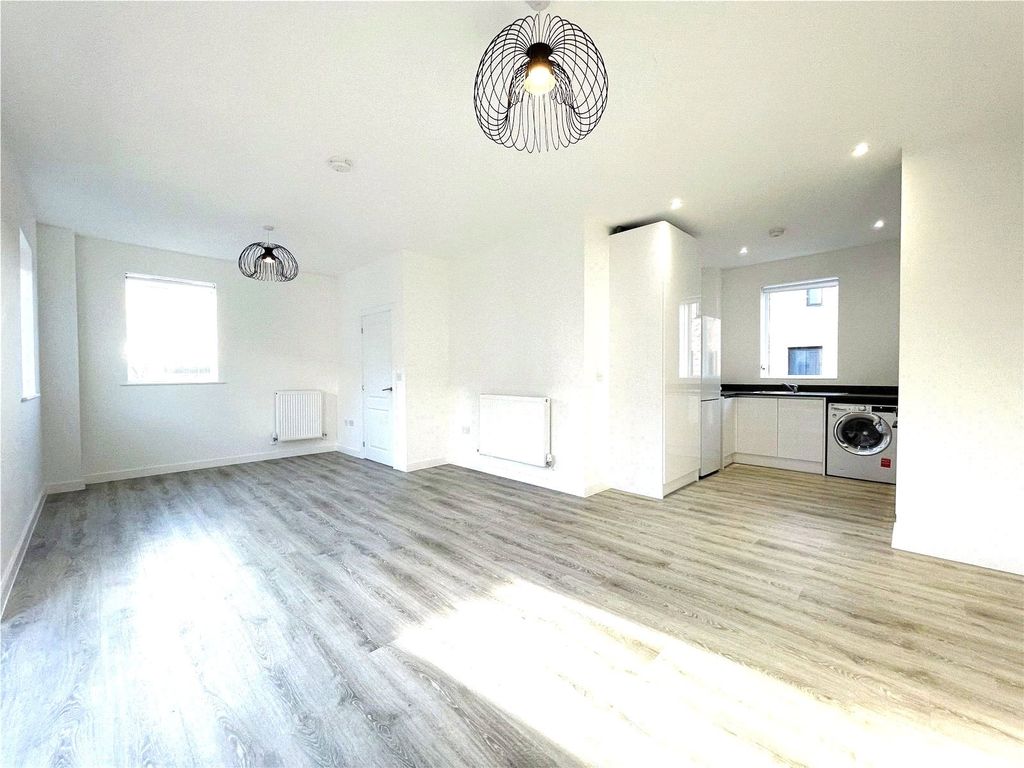 Property photo 3 of 13 Picture No. 19