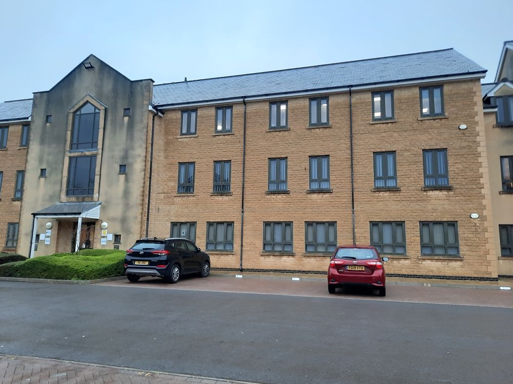 Property photo 1 of 3