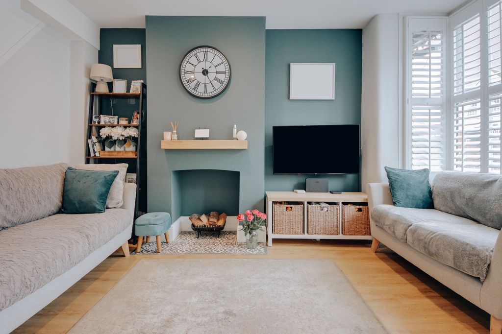 Property photo 3 of 13 Living Room