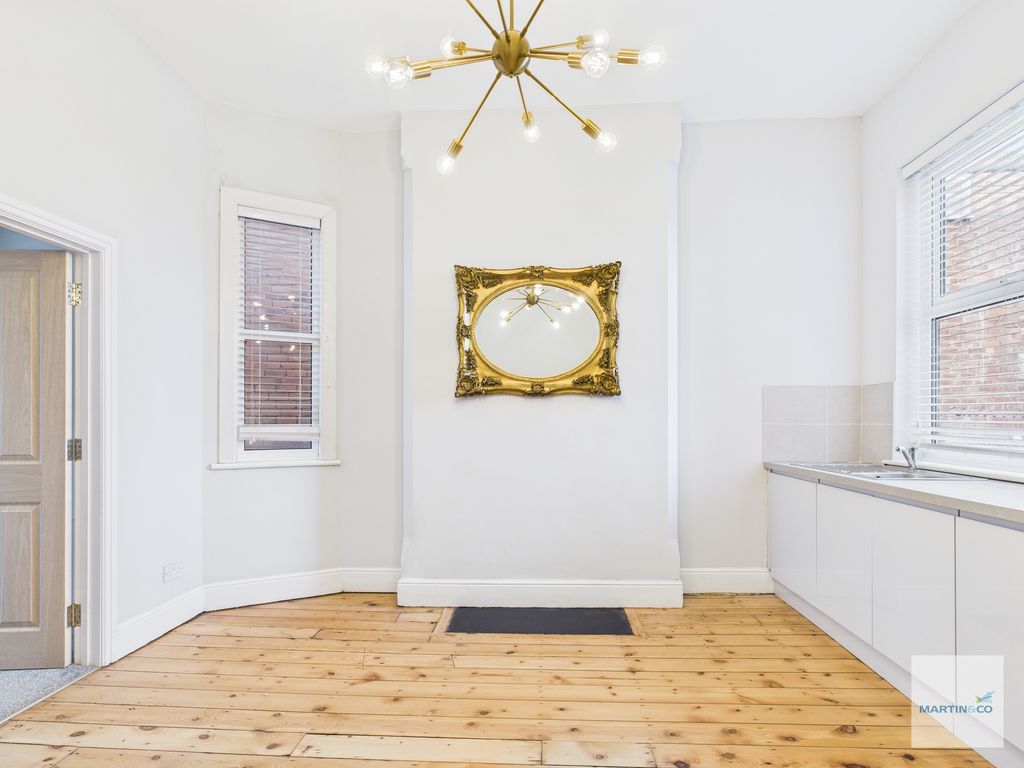 Property photo 1 of 9 Cam03394G0-Pr0402-Still004