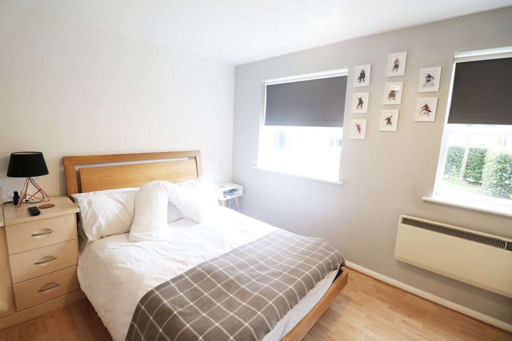 Property photo 3 of 5