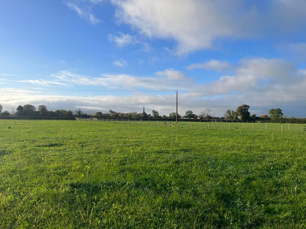 Property photo 3 of 7