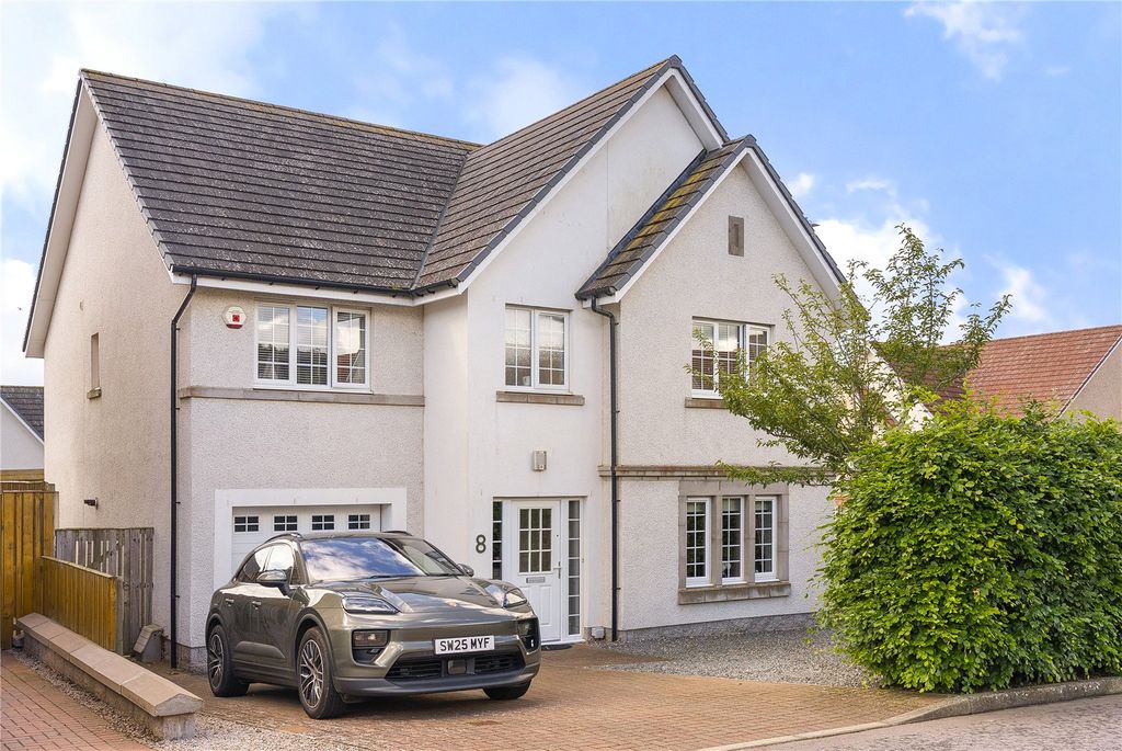 Property photo 1 of 29 Friarsfield Avenue