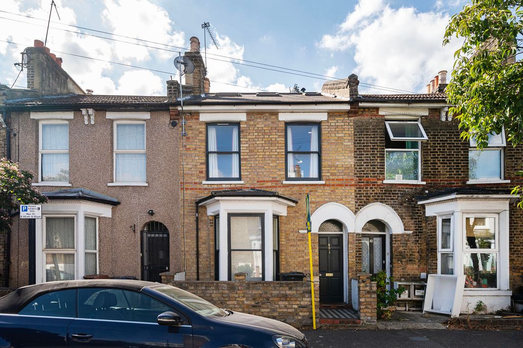 Property photo 1 of 26
