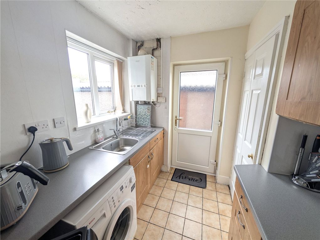 Property photo 3 of 14 Picture No. 06