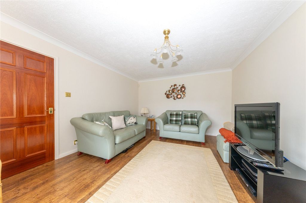 Property photo 2 of 13 Sitting Room