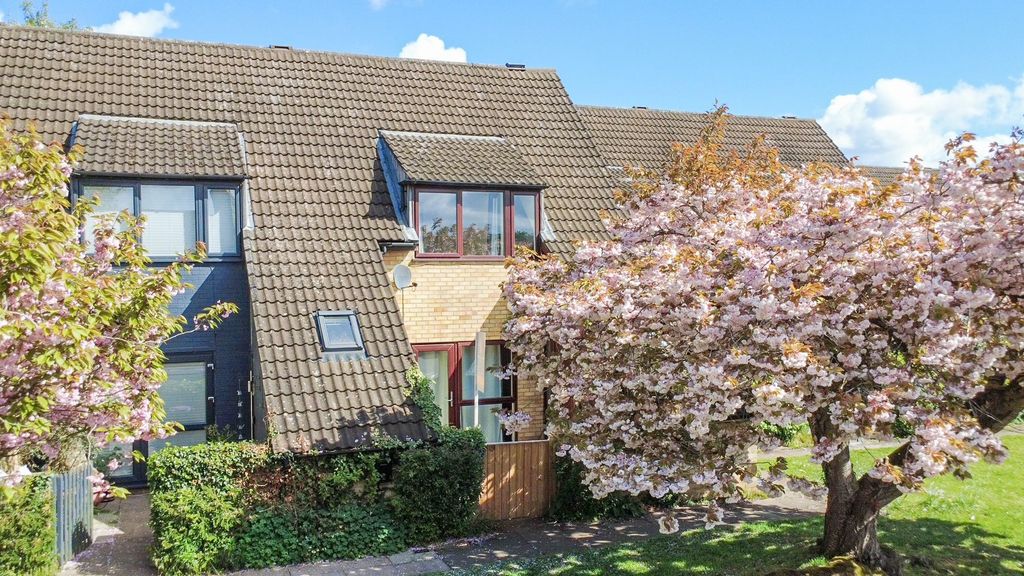 Property photo 1 of 14