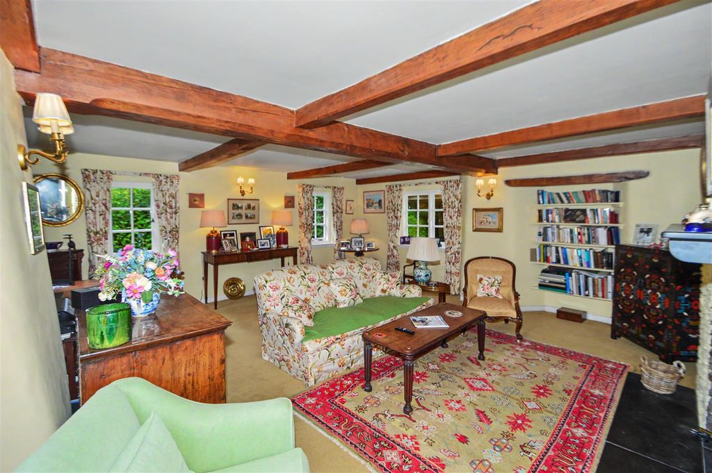 Property photo 2 of 21 Drawing Room