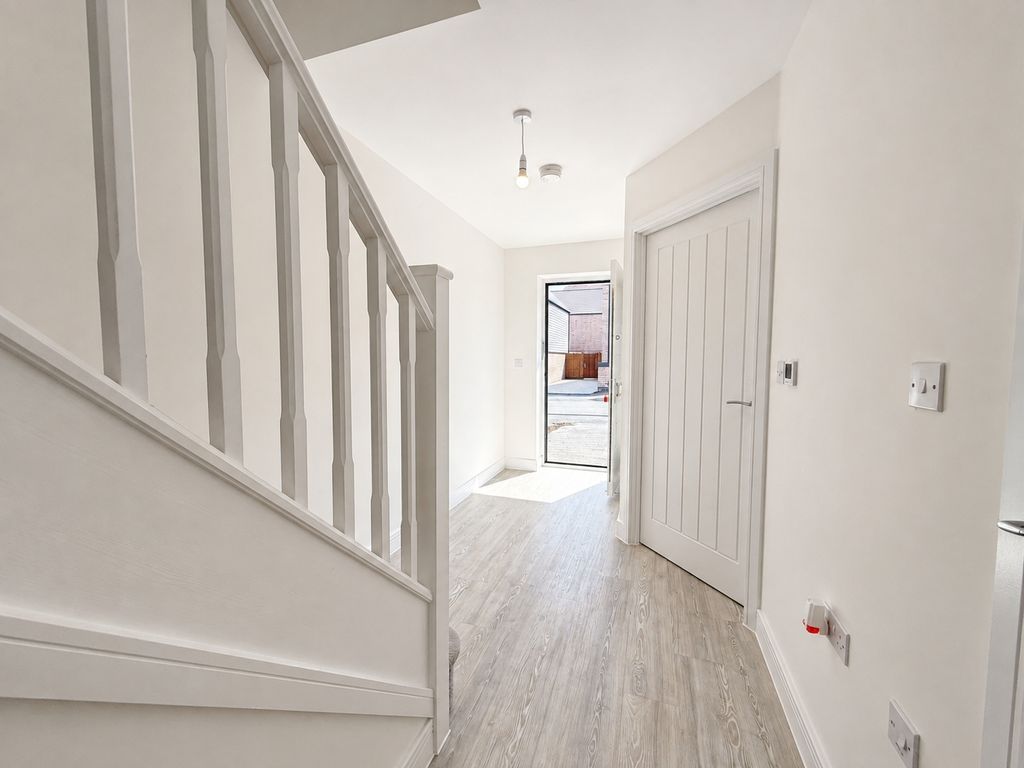 Property photo 3 of 10 Picture No. 03