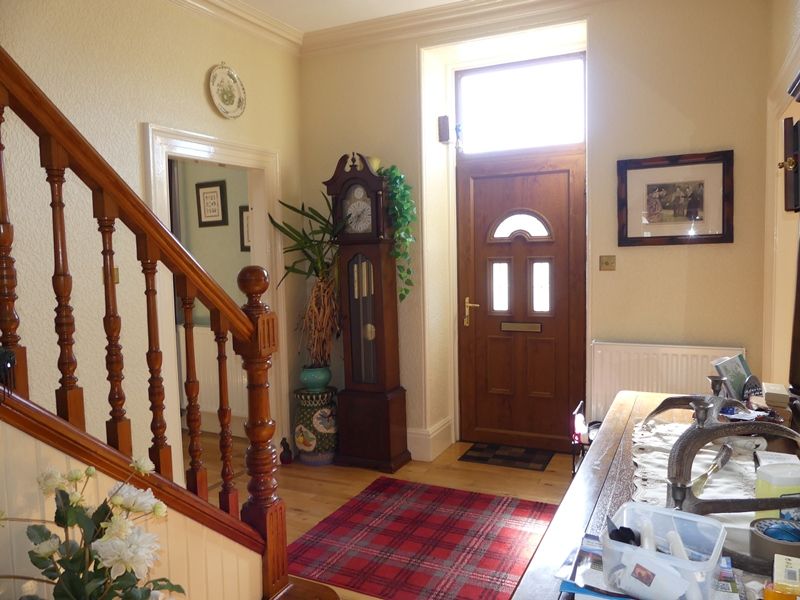 Property photo 2 of 39