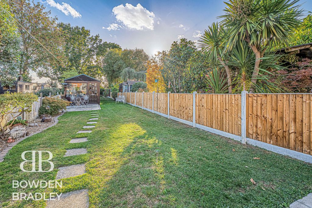 Property photo 3 of 22