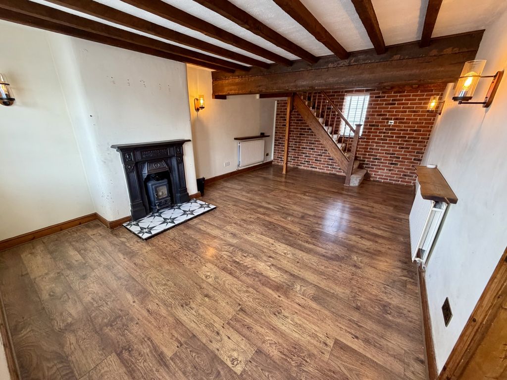 Property photo 3 of 10 Img_1880