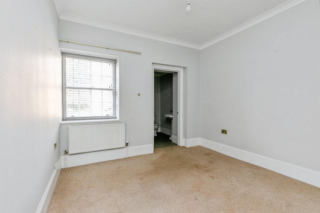 Additional image 18 of 3 bed flat for saleBeckspool Road, Frenchay, Bristol BS16