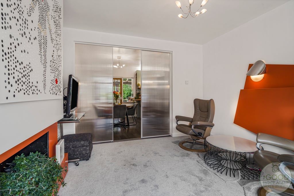 Property photo 3 of 32