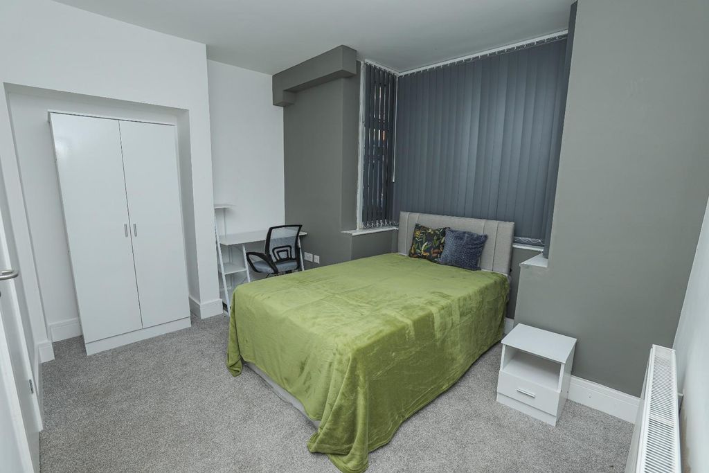 Property photo 3 of 28 181 - Bedrm.Jpg