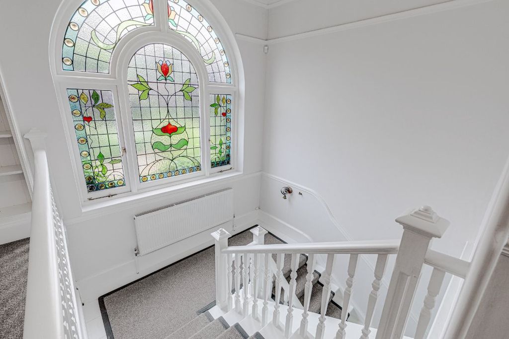 Property photo 3 of 24