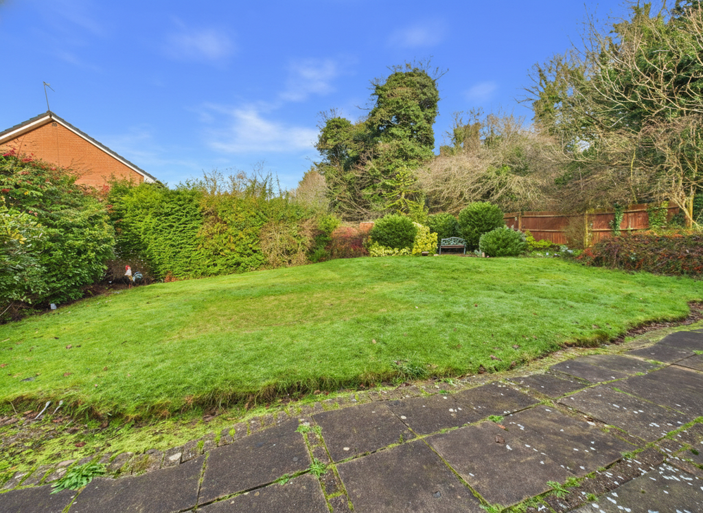 Property photo 3 of 22 Cam01698G0-Pr0123-Still029-001