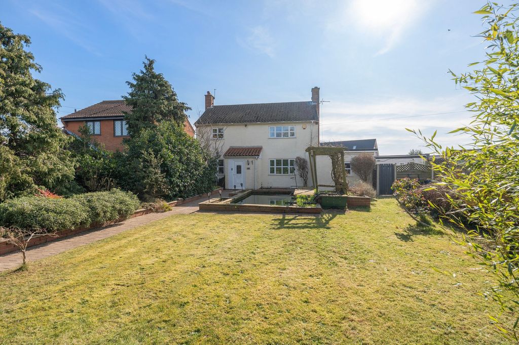 Property photo 1 of 29