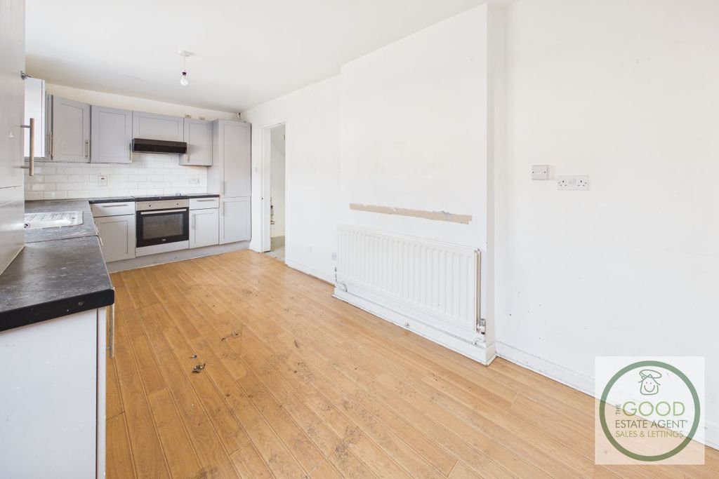 Property photo 2 of 10 Image 2