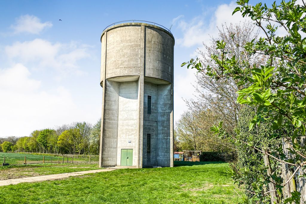 Property photo 3 of 8 Perry Water Tower, The Drive, Perry, Huntingdon Pe28 0Ss