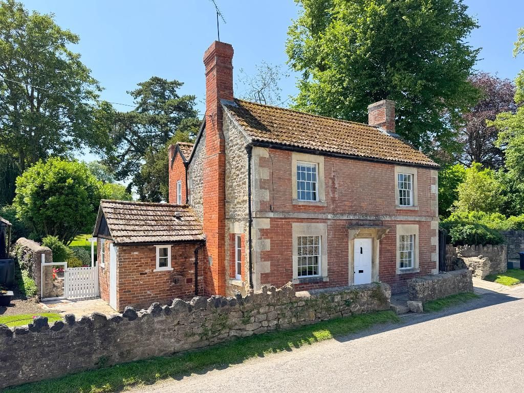 Property photo 1 of 16 1