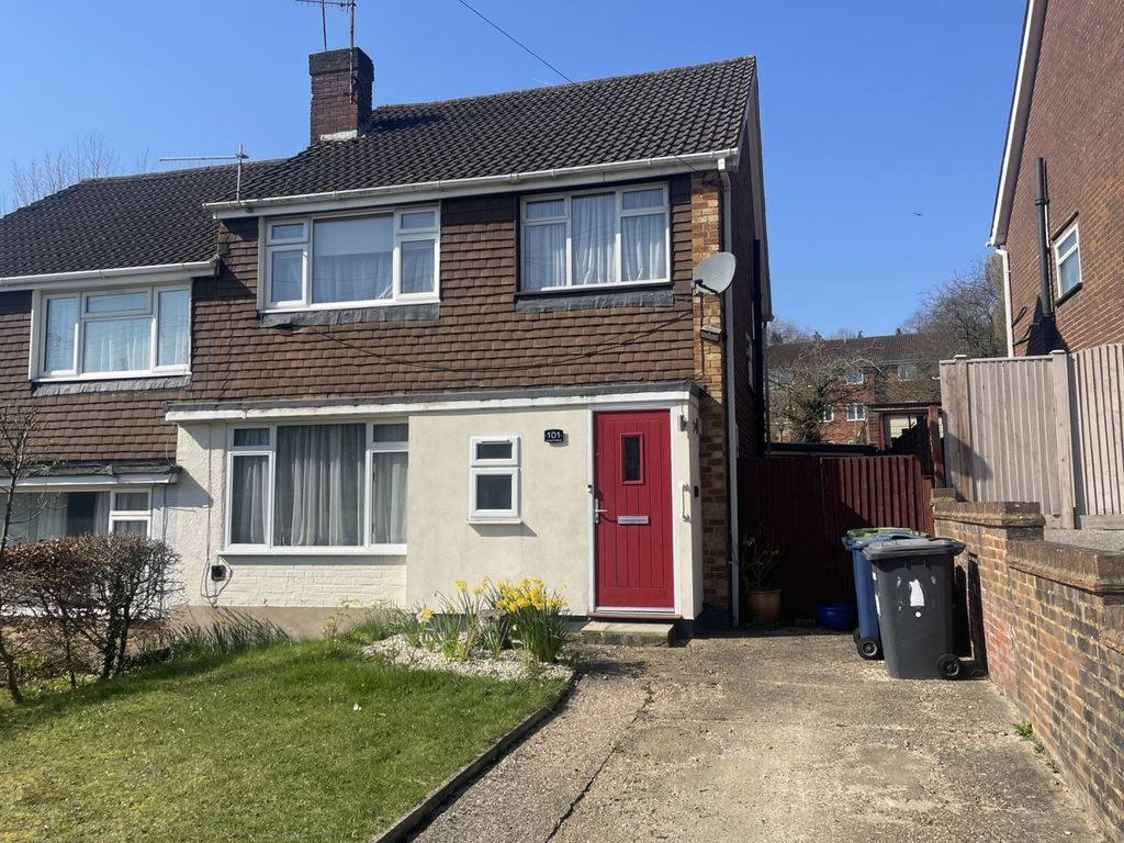 Property photo 1 of 12 Photo 13