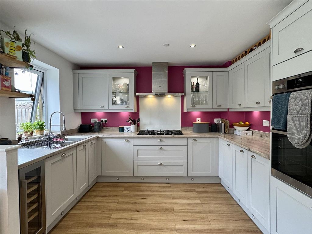 Property photo 2 of 35 Open Plan Kitchen Dining Room