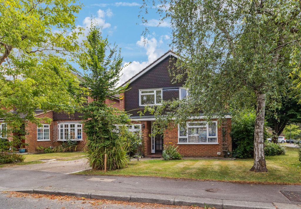 Property photo 1 of 24