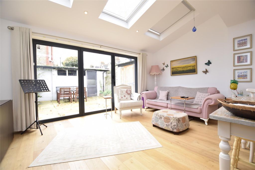 Property photo 3 of 16 Dining/Reception Are