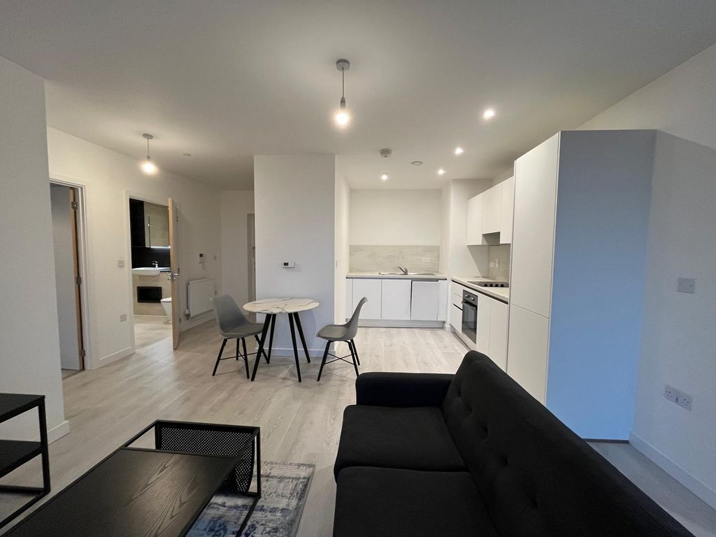 Property photo 1 of 21