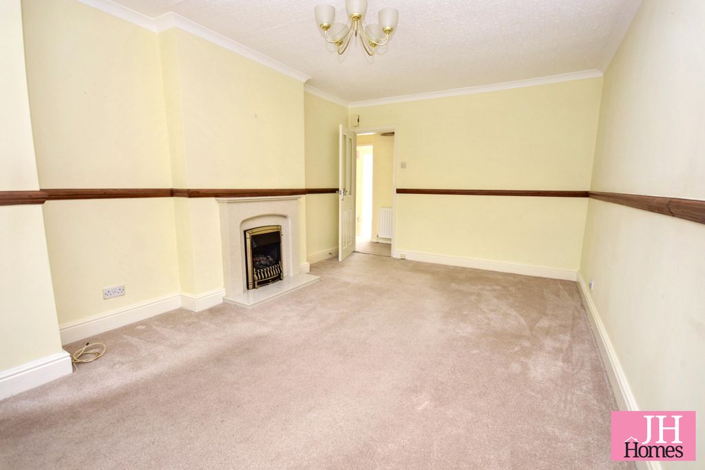 Property photo 3 of 22