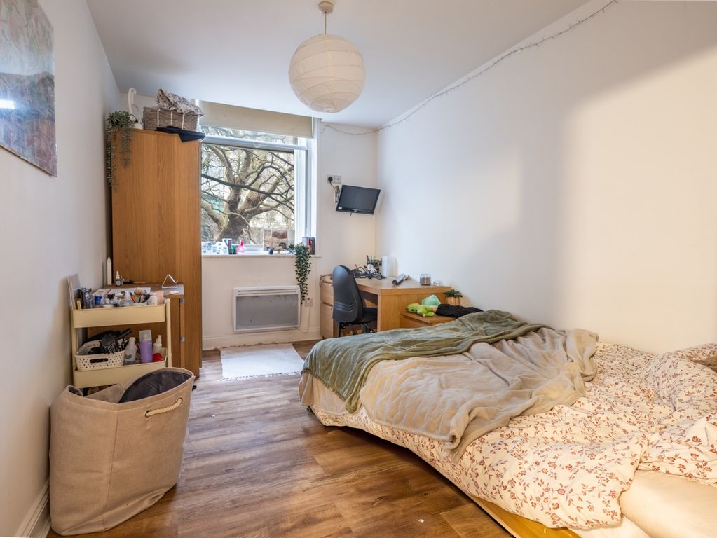 Property photo 1 of 5 2895061