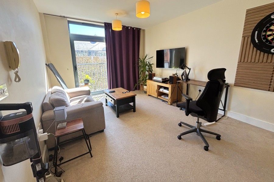 Property photo 2 of 6